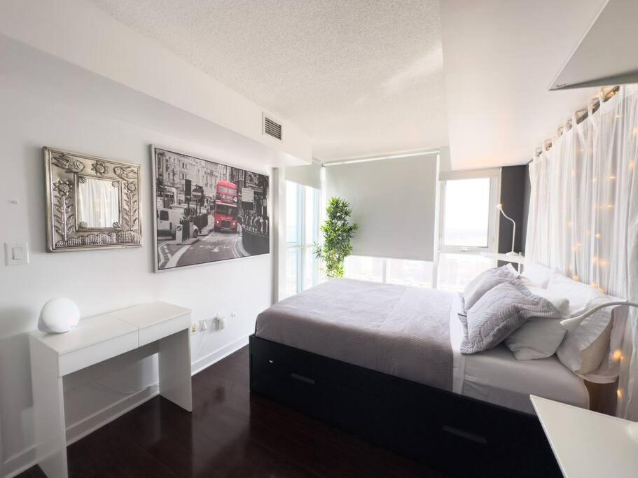 Comfort Two Beds Suite By Cn Tower Rogers Centre Plus Free Parking 多伦多 外观 照片